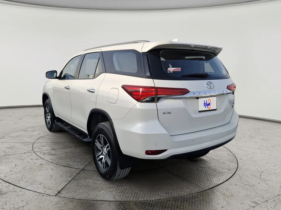 2022 Toyota Fortuner VX 