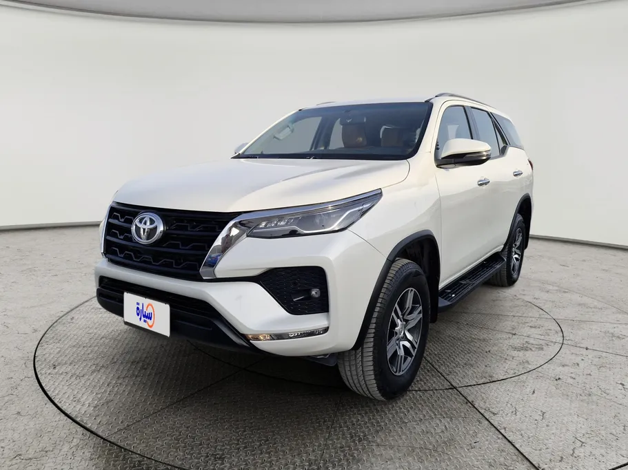 2022 Toyota Fortuner VX 