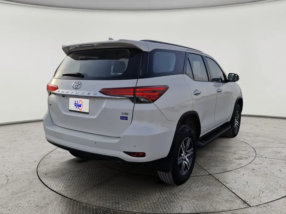 2022 Toyota Fortuner VX 