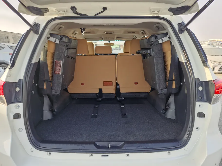 2022 Toyota Fortuner VX 