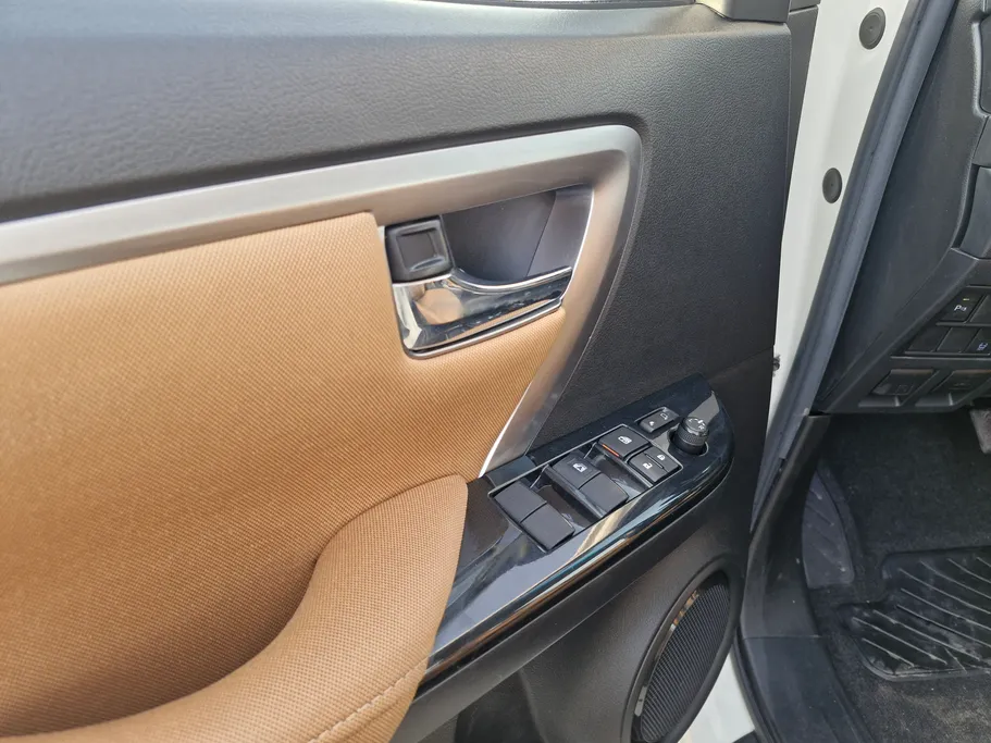 2022 Toyota Fortuner VX 