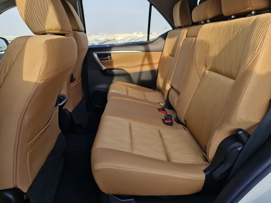 2022 Toyota Fortuner VX 