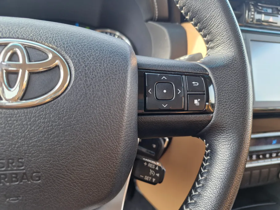 2022 Toyota Fortuner VX 