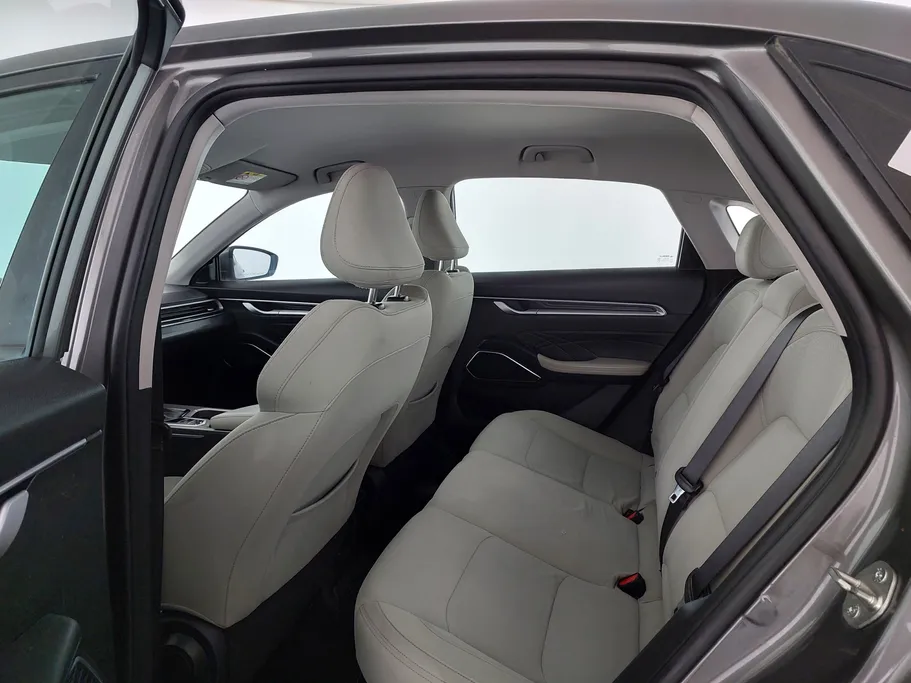 جيلي امجراند GS 2023 