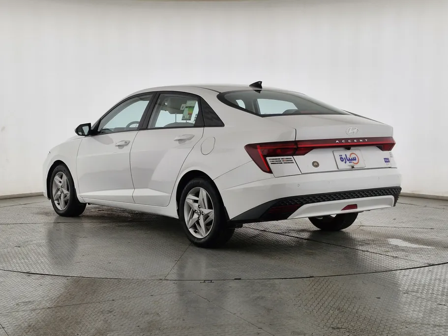 2024 Hyundai Accent Smart 