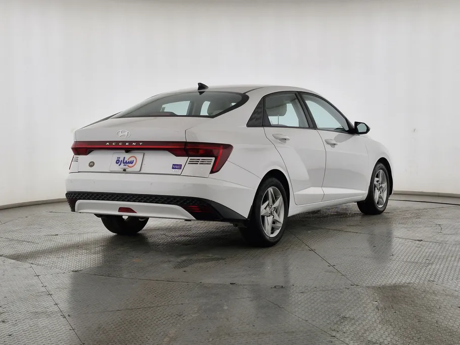 2024 Hyundai Accent Smart 