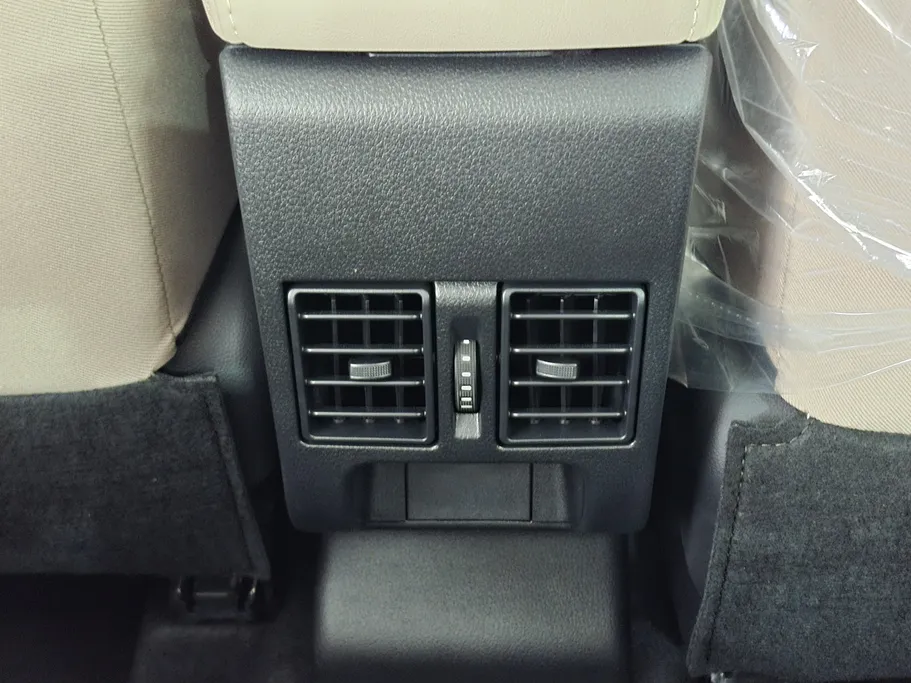 2026 Toyota Yaris  Y Plus 