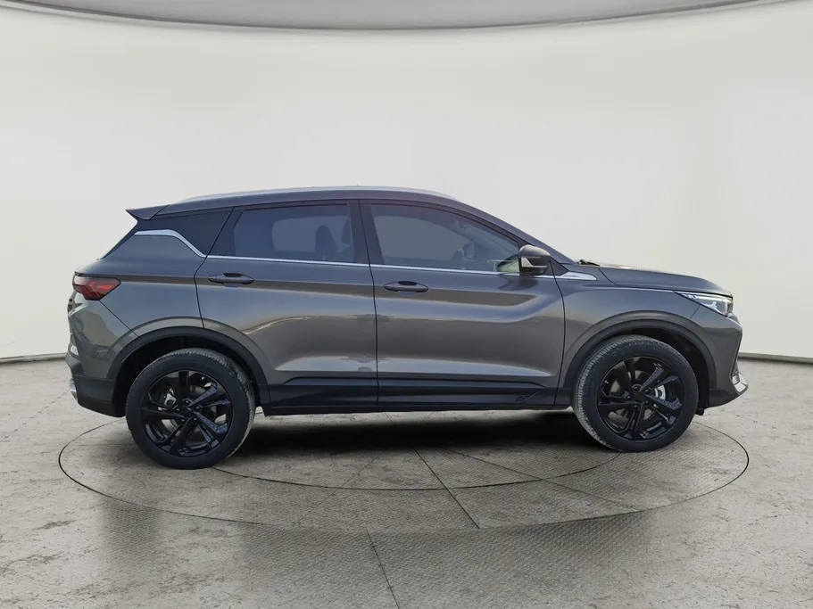 2024 Geely Coolray جي كي 