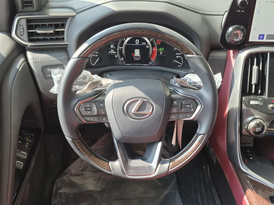 لكزس LX 600 FF F-Sport 2024 