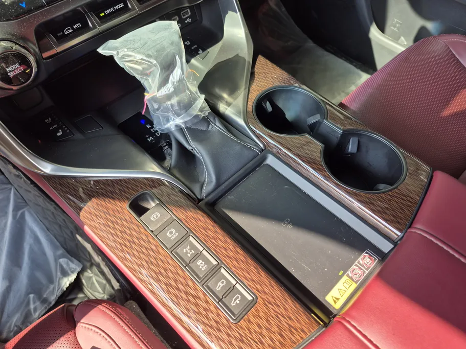 لكزس LX 600 FF F-Sport 2024 