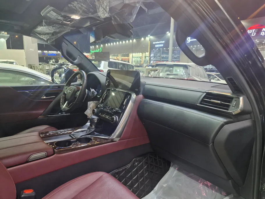 لكزس LX 600 2024 