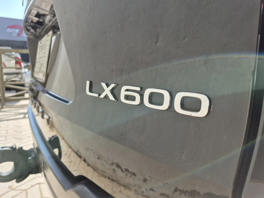 لكزس LX 600 FF F-Sport 2024 