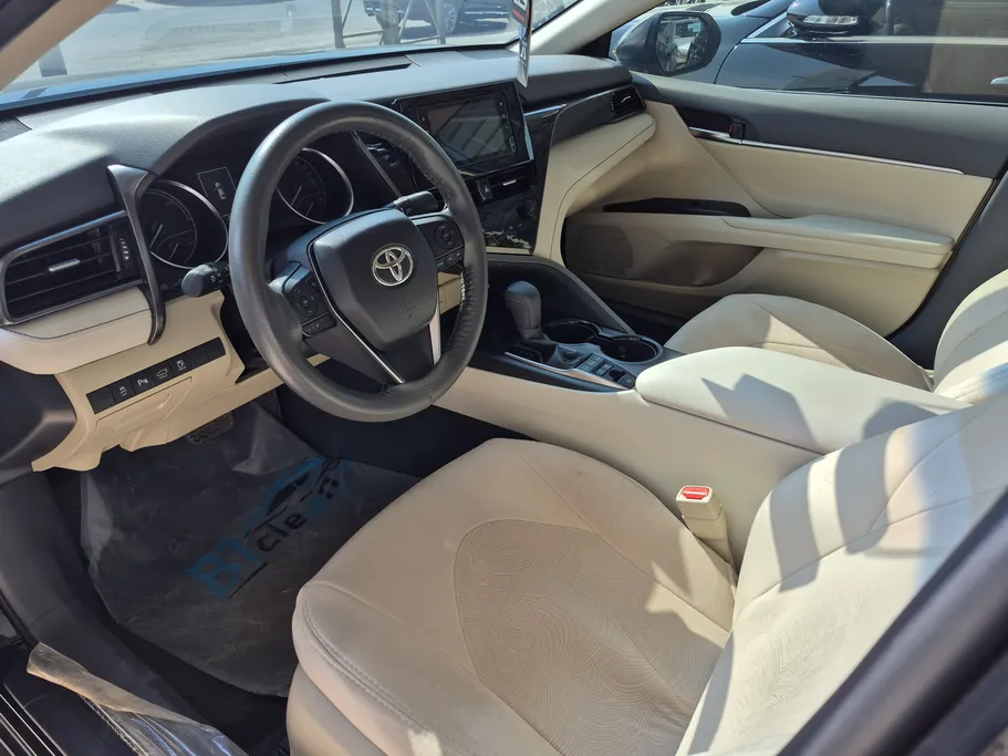 تويوتا كامري LE HEV 2024 