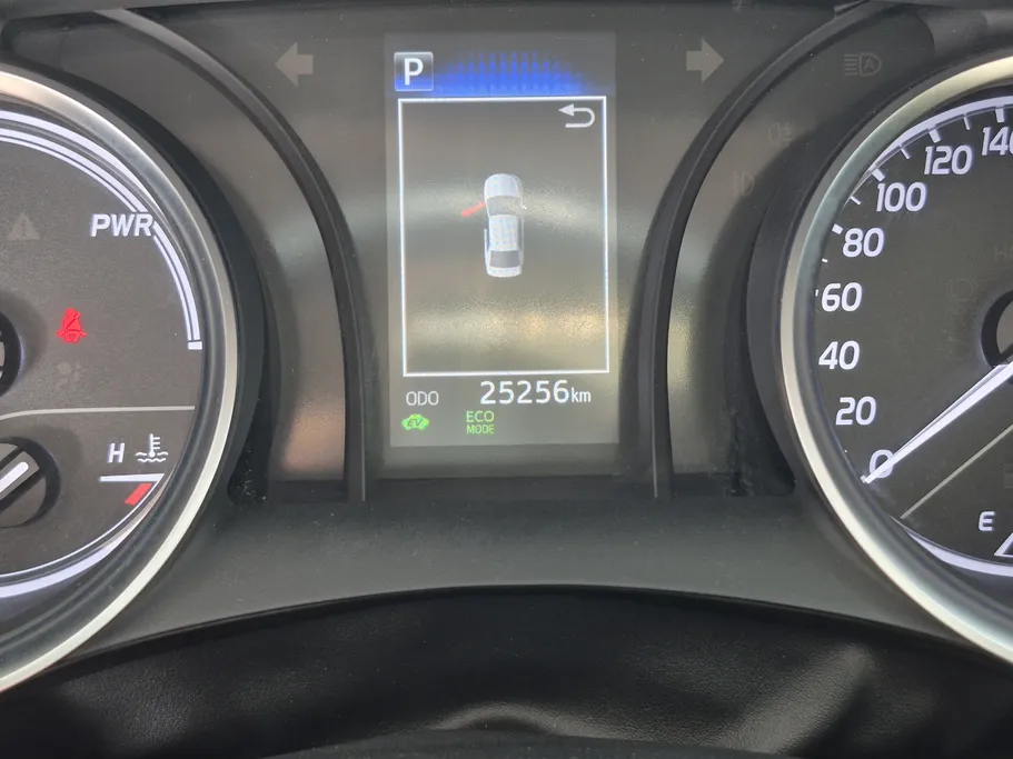 تويوتا كامري LE HEV 2024 