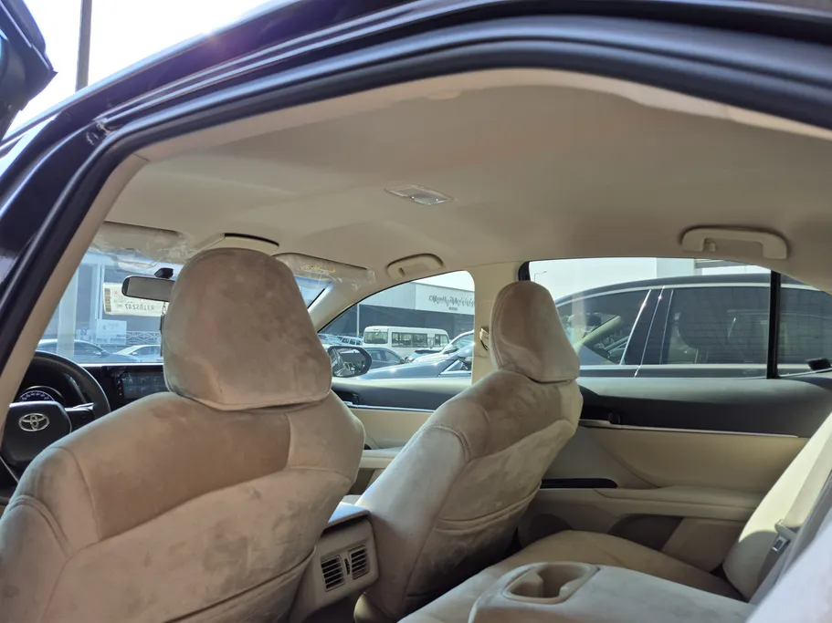 تويوتا كامري LE HEV 2024 