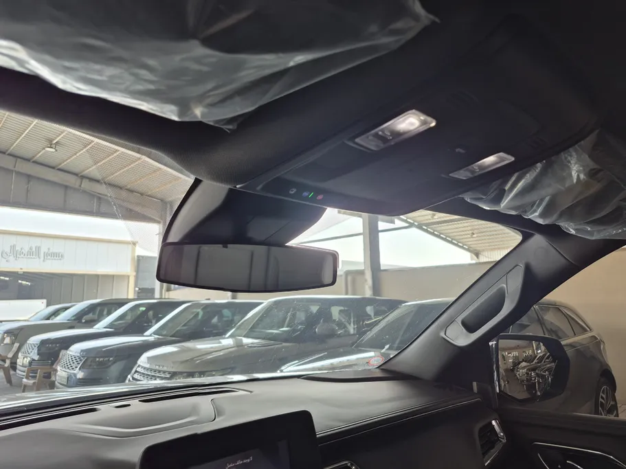 2023 Chevrolet Suburban LS 