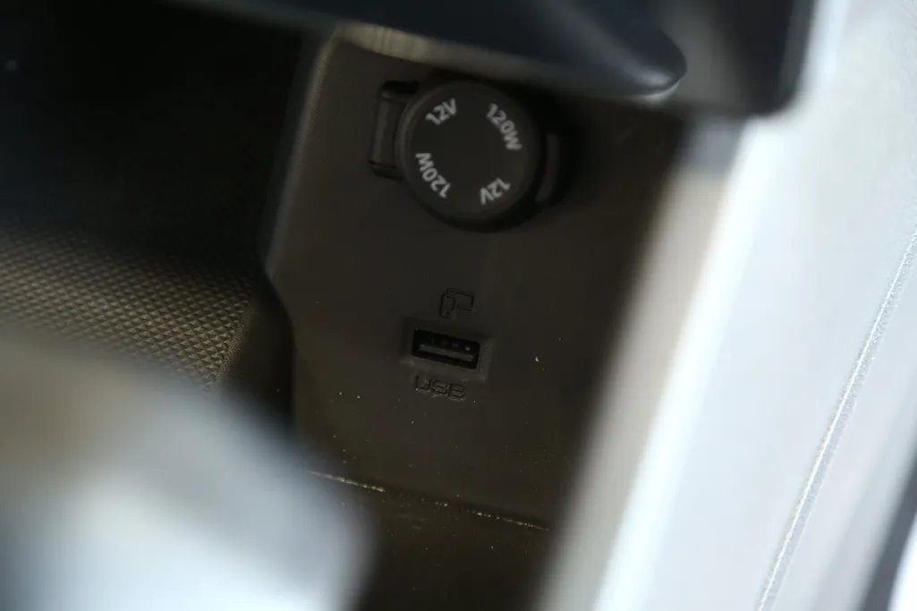 دونج فينج شاين E1 2026 