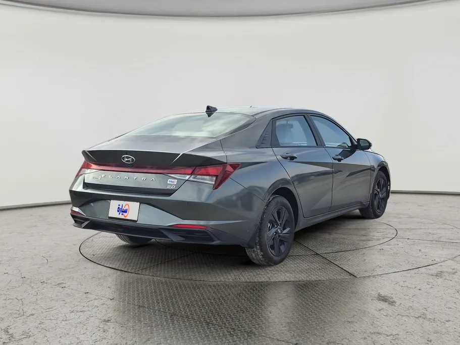 2023 Hyundai Elantra Smart 
