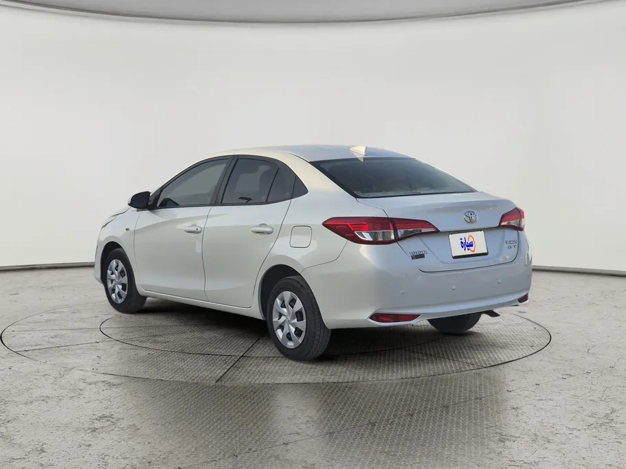 2019 Toyota Yaris  Y 