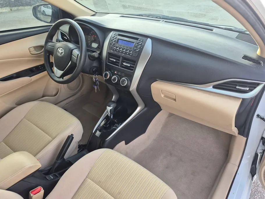 2019 Toyota Yaris  Y 