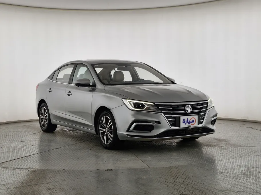 ام جي 5 LUX 2023 