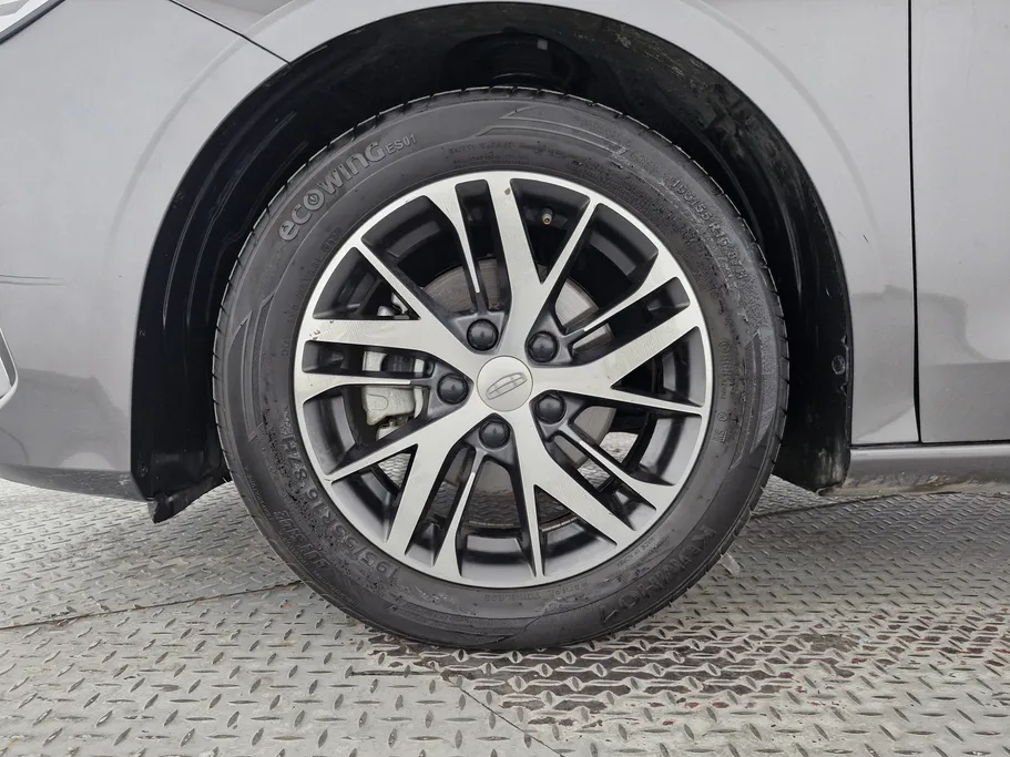 جيلي امجراند GS 2024 