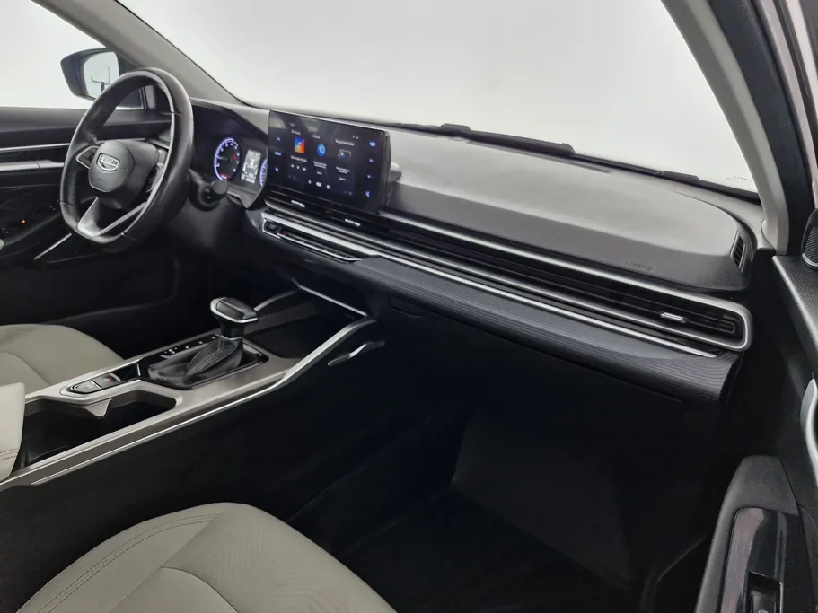 جيلي امجراند GS 2024 