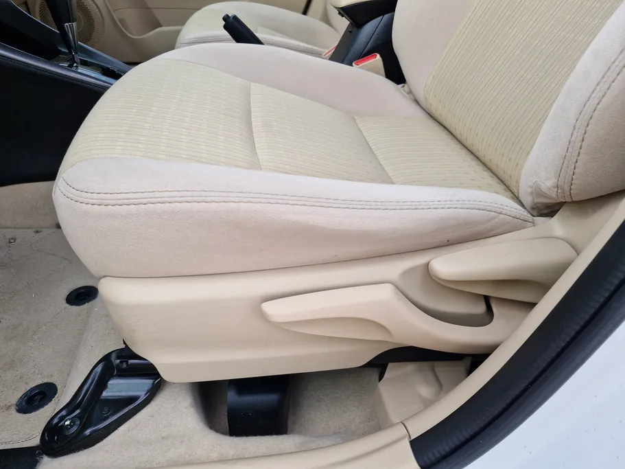 2022 Toyota Yaris  Y 