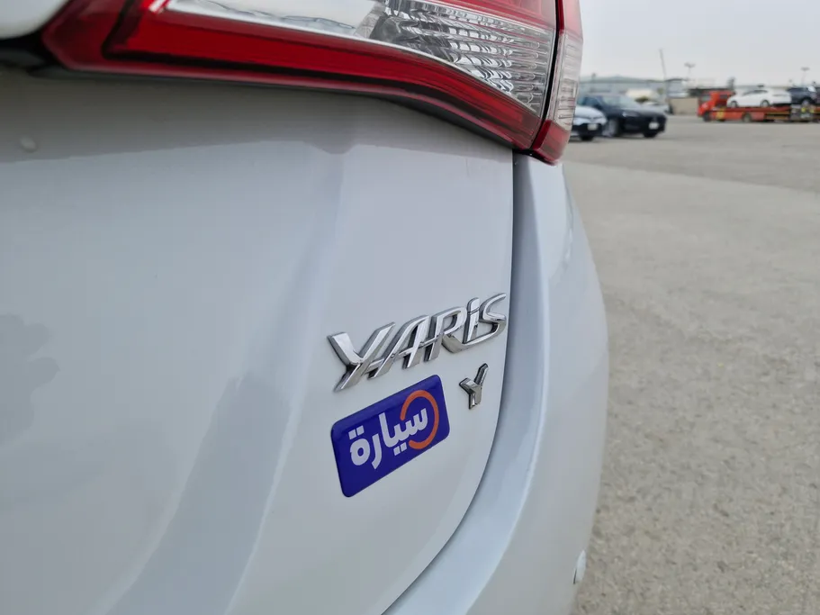 2022 Toyota Yaris  Y 