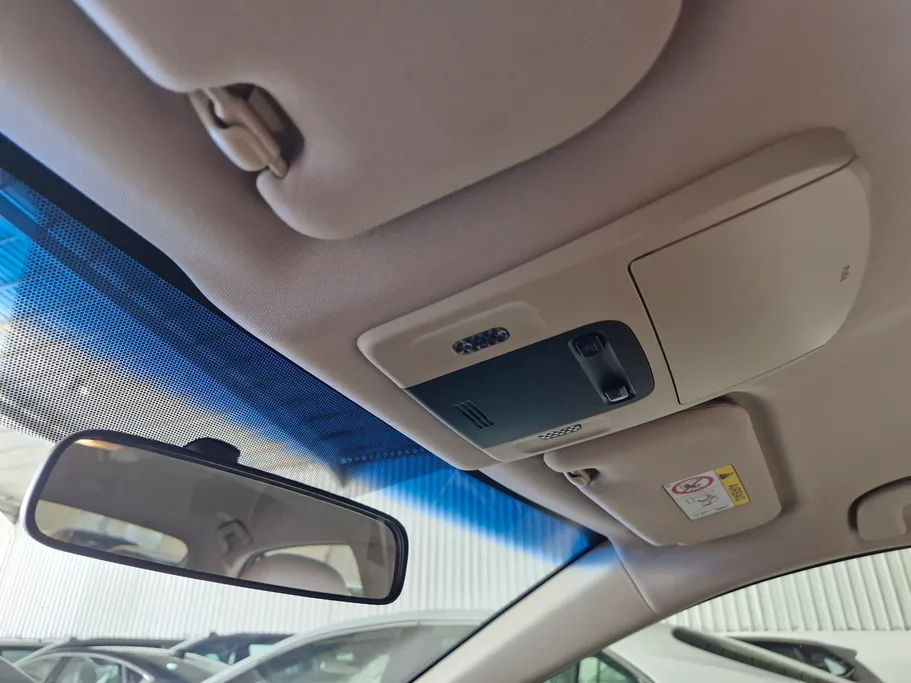 تويوتا كامري LE 2023 