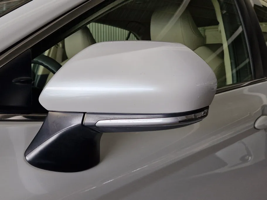 تويوتا كامري LE 2023 