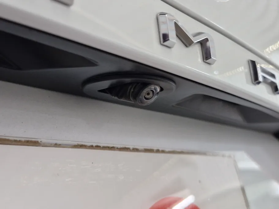 تويوتا كامري LE 2023 