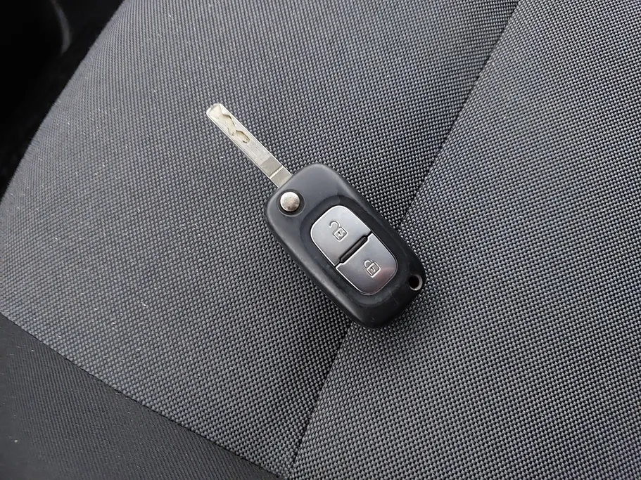 رينو ماستر L1H1 2023 