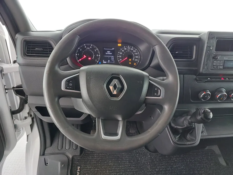 رينو ماستر L1H1 2023 