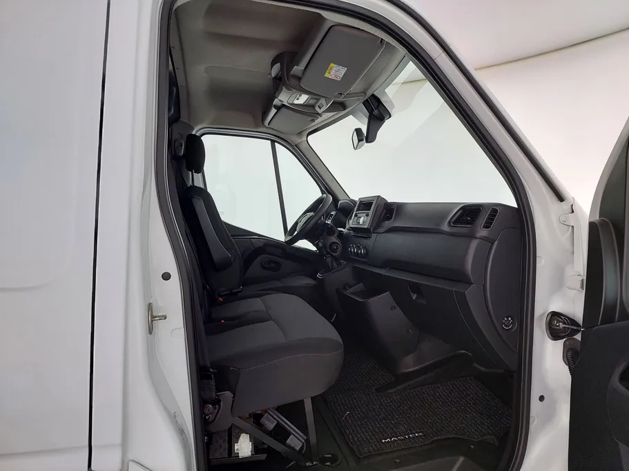 رينو ماستر L1H1 2023 