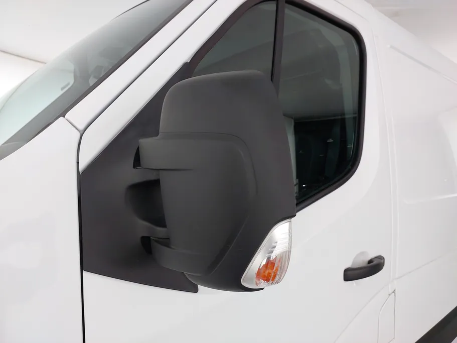 رينو ماستر L1H1 2023 