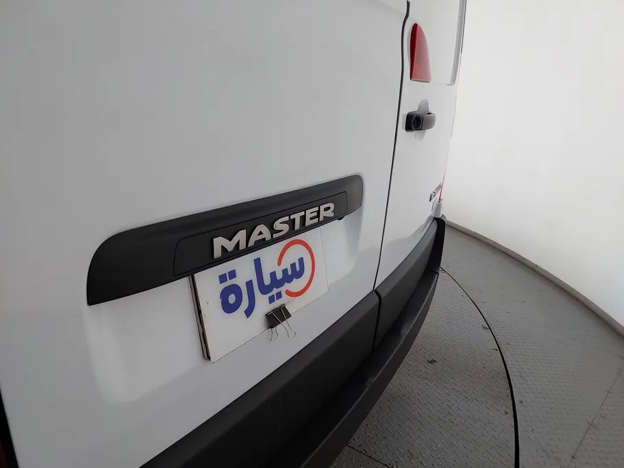 رينو ماستر L1H1 2023 