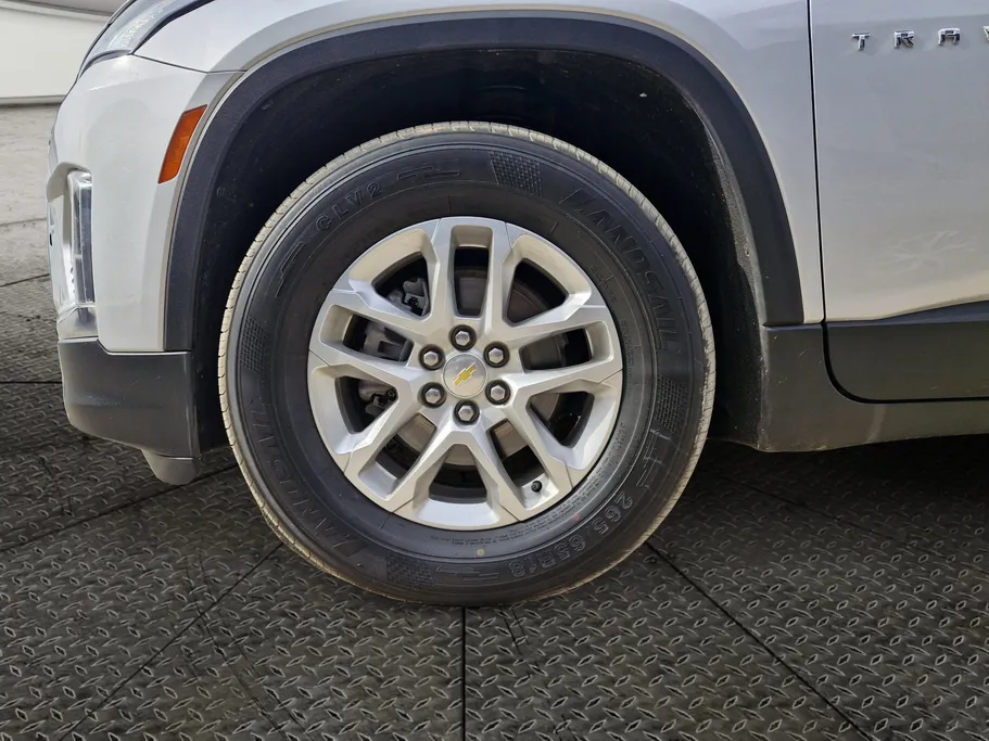 2022 Chevrolet Traverse LS 