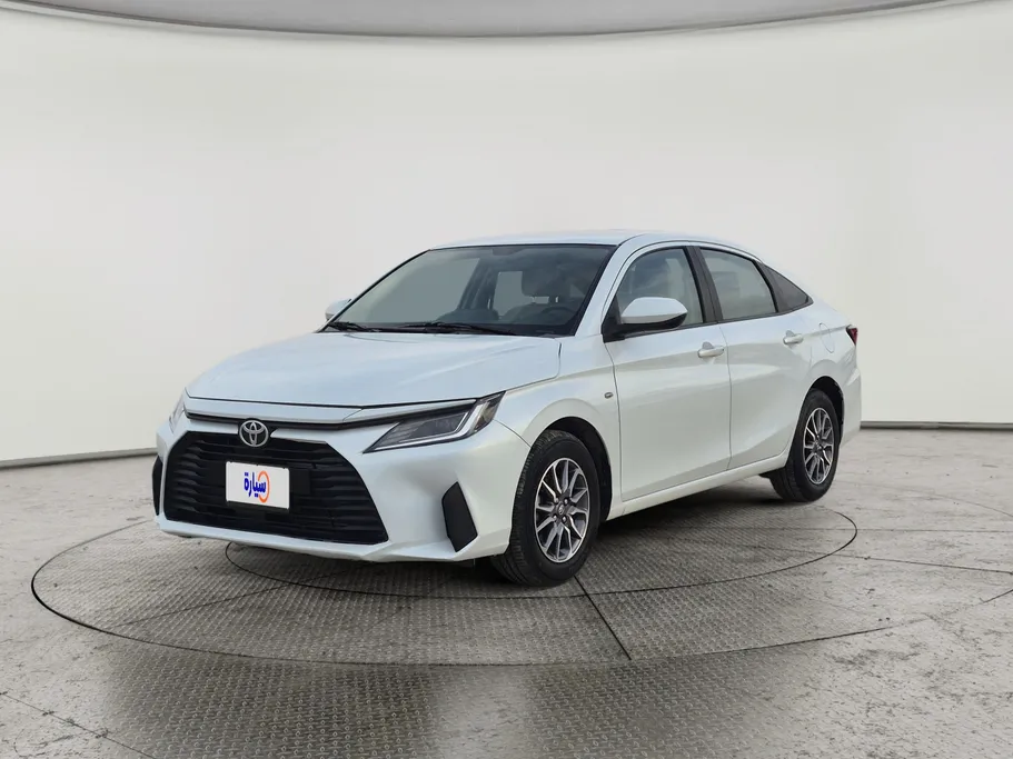 2023 Toyota Yaris  Y 