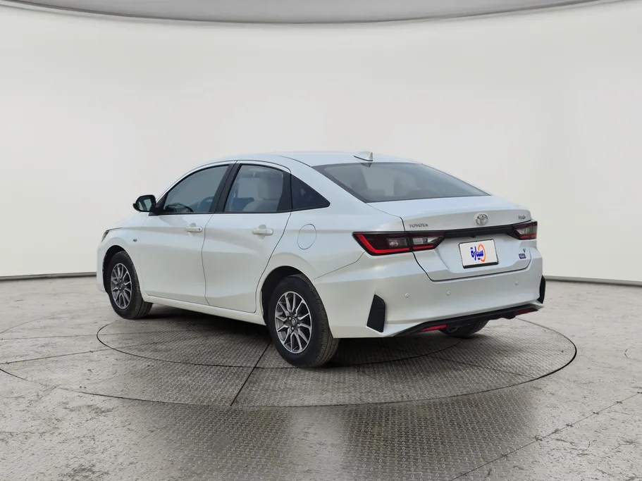 2023 Toyota Yaris  Y 