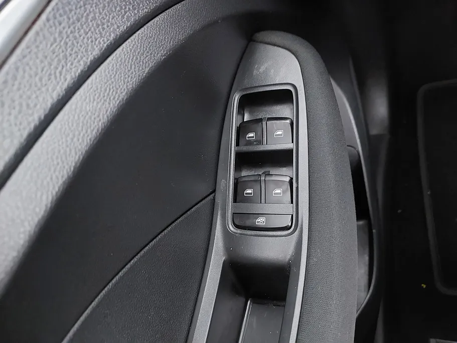 ام جي ZS STD 2023 