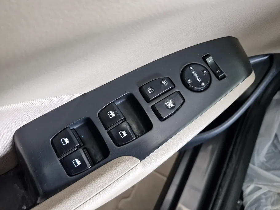 هيونداي اكسنت سمارت 2023 