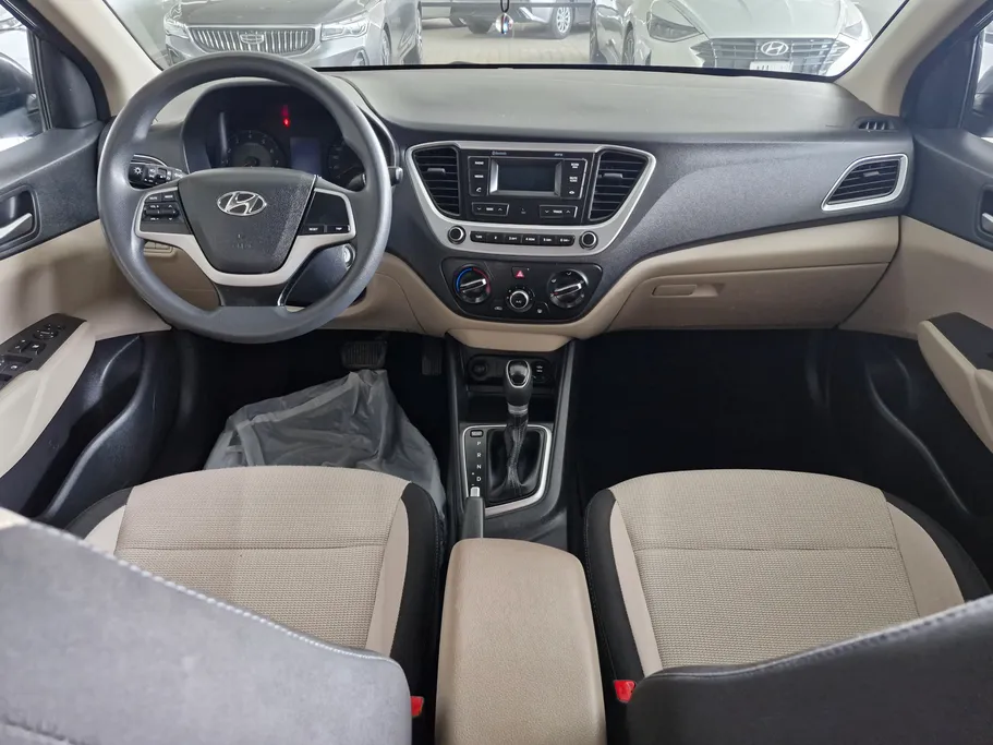 هيونداي اكسنت سمارت 2023 