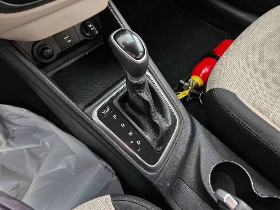 هيونداي اكسنت سمارت 2023 