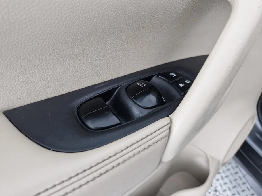 نيسان أكس تريل S 7 Seats 2022 