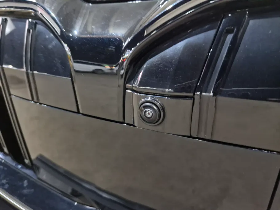 بي ام دبليو الفئة الخامسة 520i 2024 