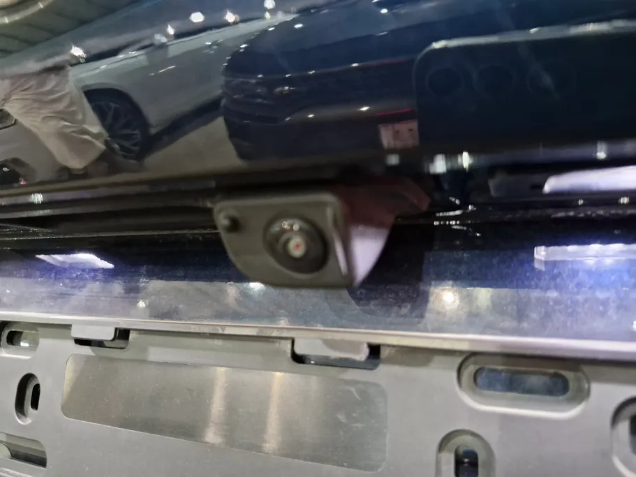 بي ام دبليو الفئة الخامسة 520i 2024 