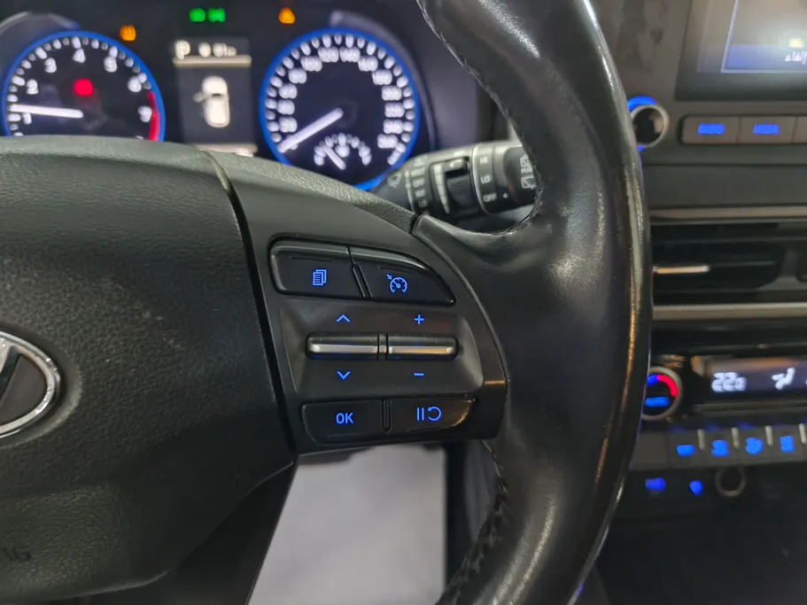 2022 Hyundai Kona SMART 