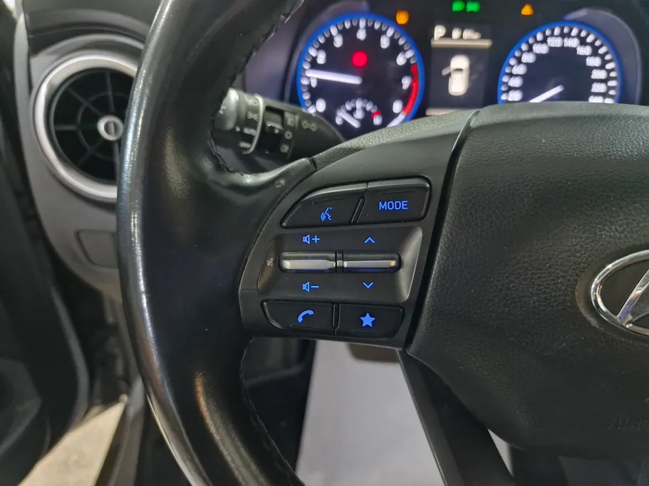 2022 Hyundai Kona SMART 