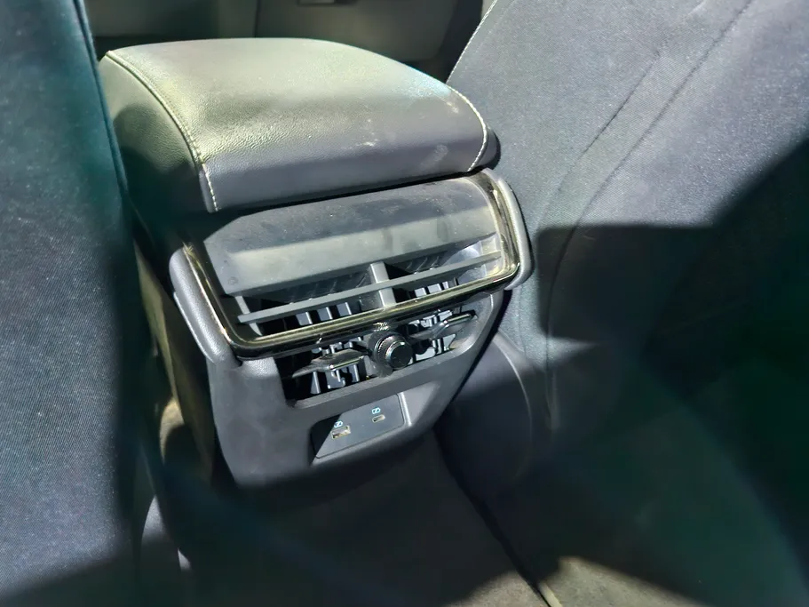 فورد تورس امبيانتي الإصدار الجديد 2023 